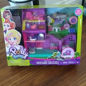 Polly pocket house